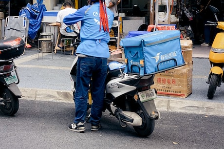 梅花型联轴器规格 芯片内部集成检测和同步整流管驱动